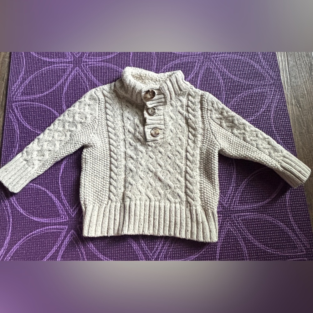 Cat & Jack Cream Knit Sweater size 12M